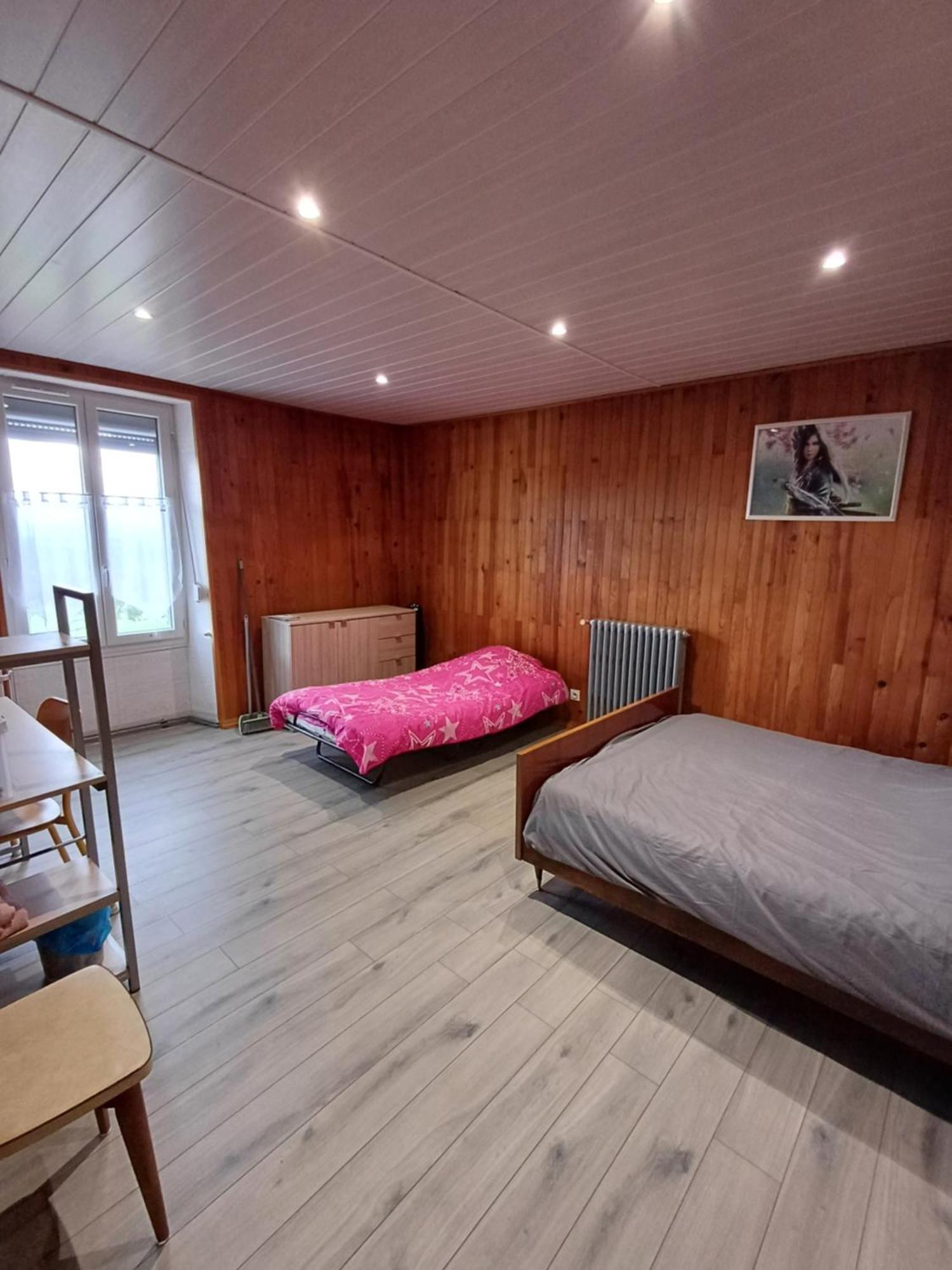 Le Pouyet Apartamento Saint-Lattier Exterior foto
